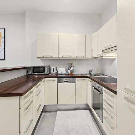 Chic 1Br Apartment - Directly Near Schoenbrunn Bécs Kültér fotó