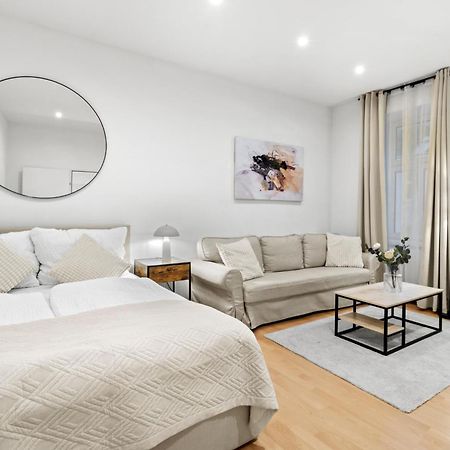 Chic 1Br Apartment - Directly Near Schoenbrunn Bécs Kültér fotó