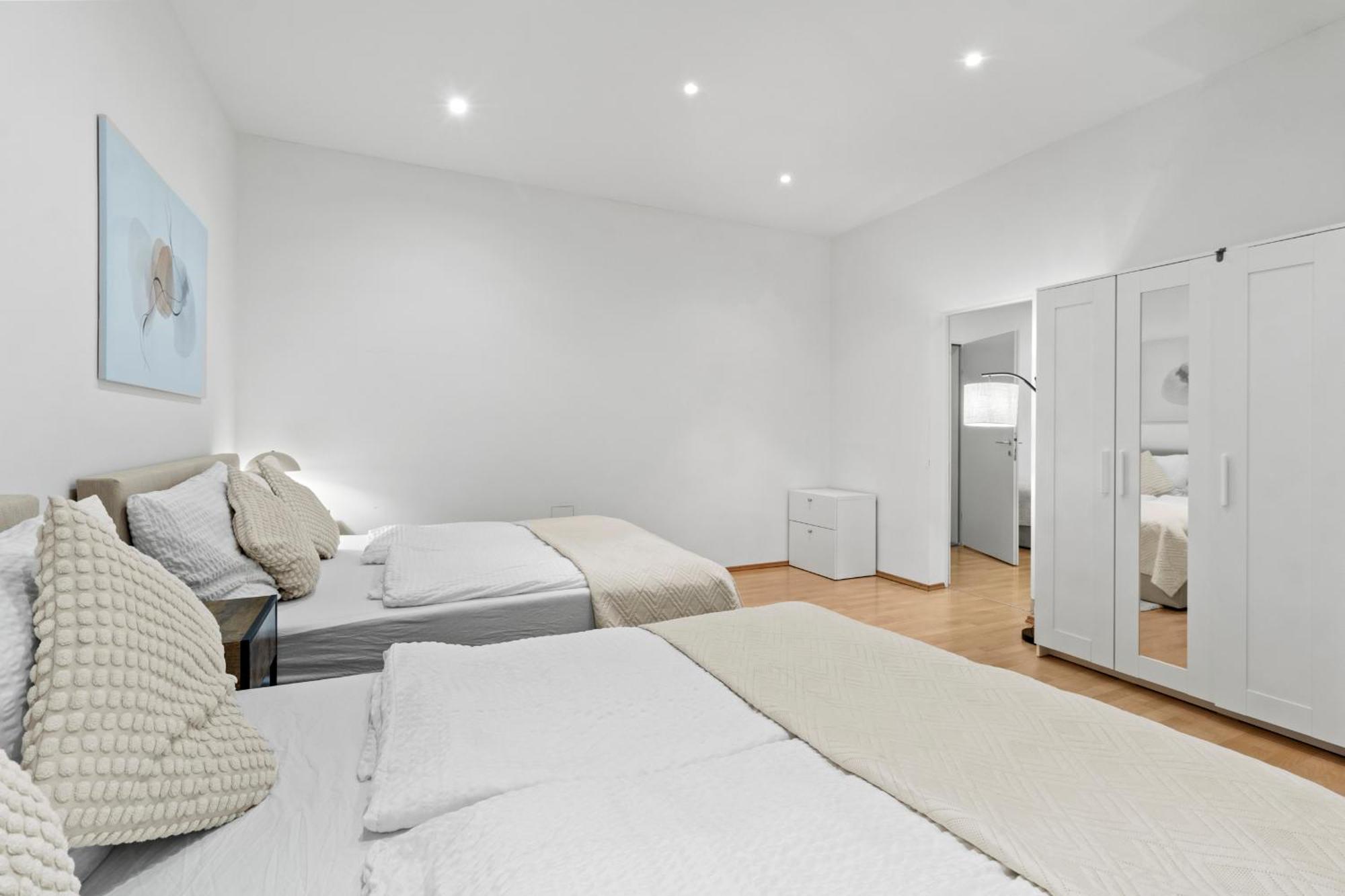 Chic 1Br Apartment - Directly Near Schoenbrunn Bécs Kültér fotó